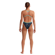 FUNKITA TWISTED STRAP