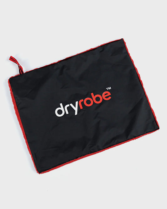 DRYROBE CUSHION COVER - BLACK/RED