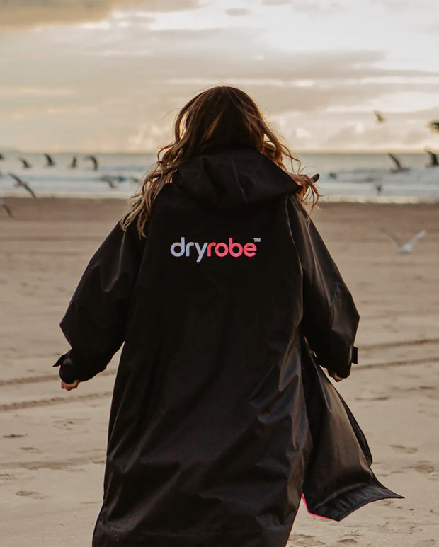Dryrobe Advance Unisex Long Sleeve - Black/Pink