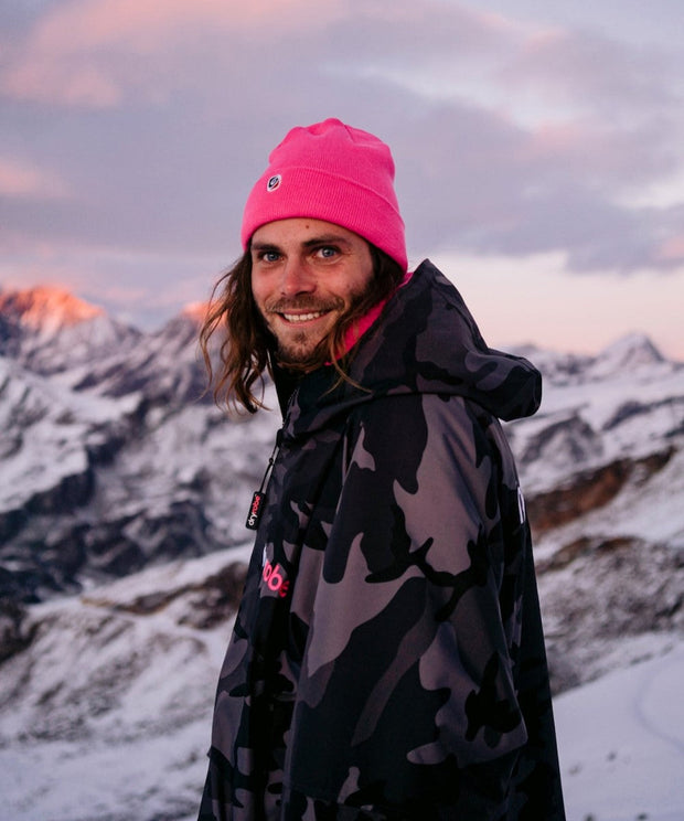 Dryrobe Advance Unisex Long Sleeve - Black Camo/Pink