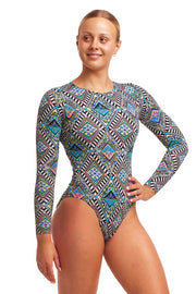 FUNKITA LONG SHOT