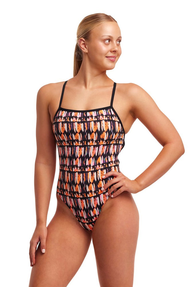 FUNKITA STRAPPED IN